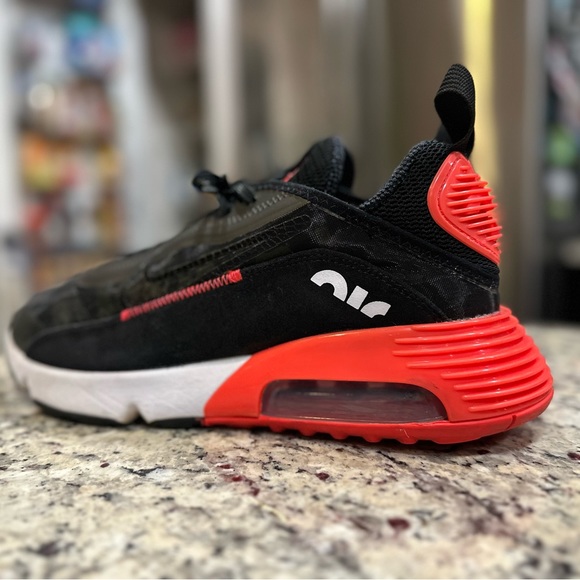 Nike Men's Air Max 2090 SP, "Infrared Duck Camo", size 11 - Picture 4 of 15